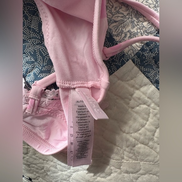 SKIMS Fits Everybody Heart Lace Scoop Bralette - Picture 4 of 4
